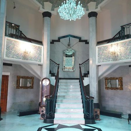 Arimbi Pejaten Suites Jakarta Exterior foto